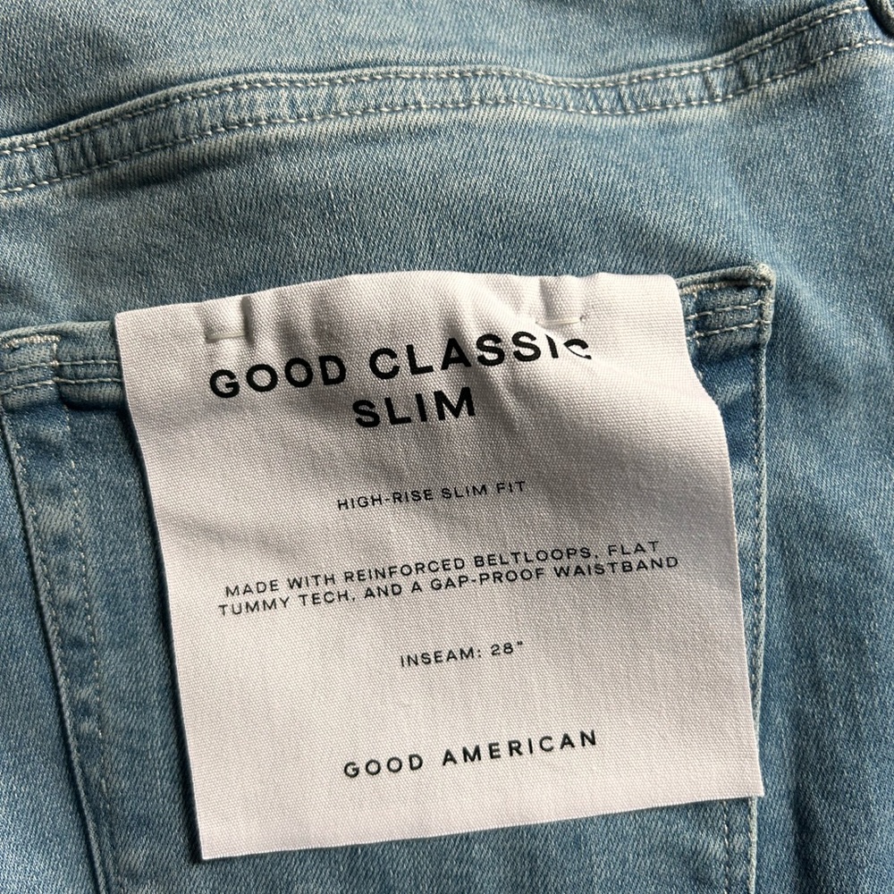 Good American Sky Blue Cropped Jeans
